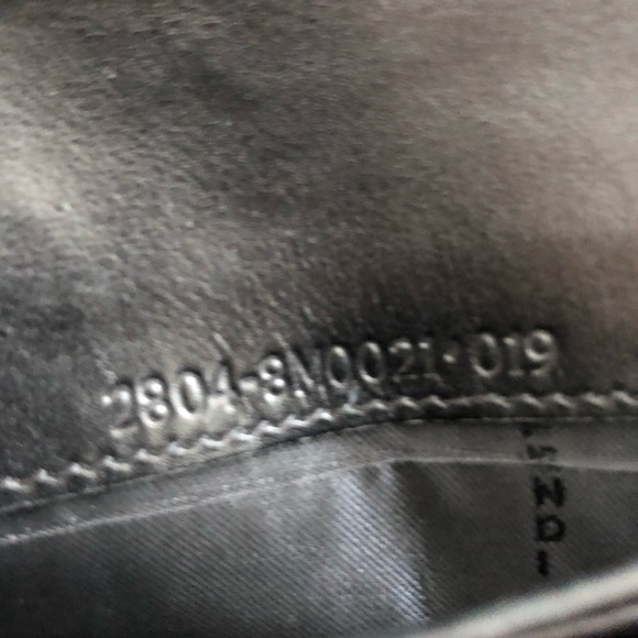 💯authentic Fendi - Picture 6 of 10